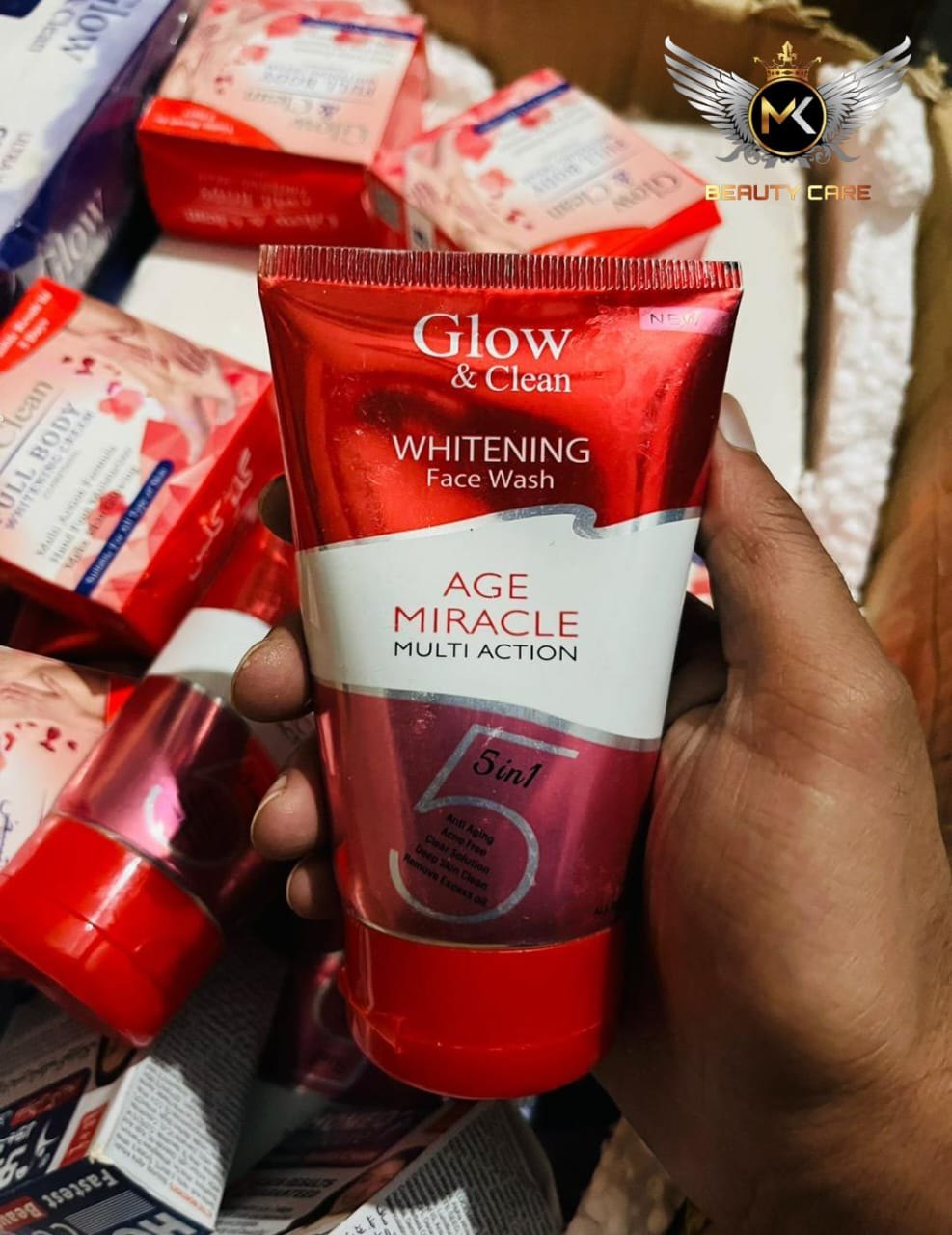 Glow & Clean - RED Face Wash